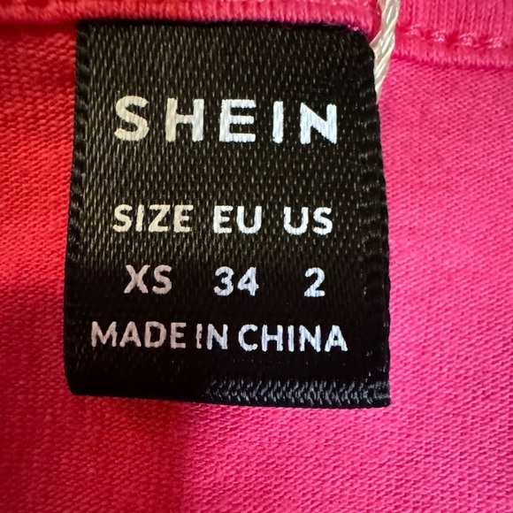 Shein pink crop top - Picture 3 of 3